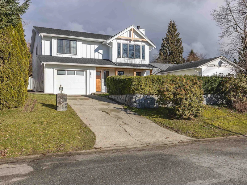 24873 119th Avenue, Maple Ridge BC V4R 1Z1