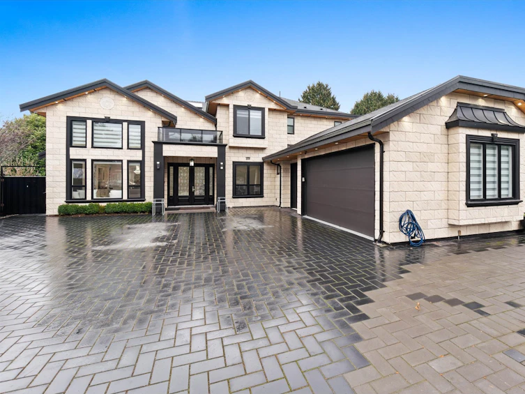4528 Brown Road, Richmond, BC, V6X 2E8