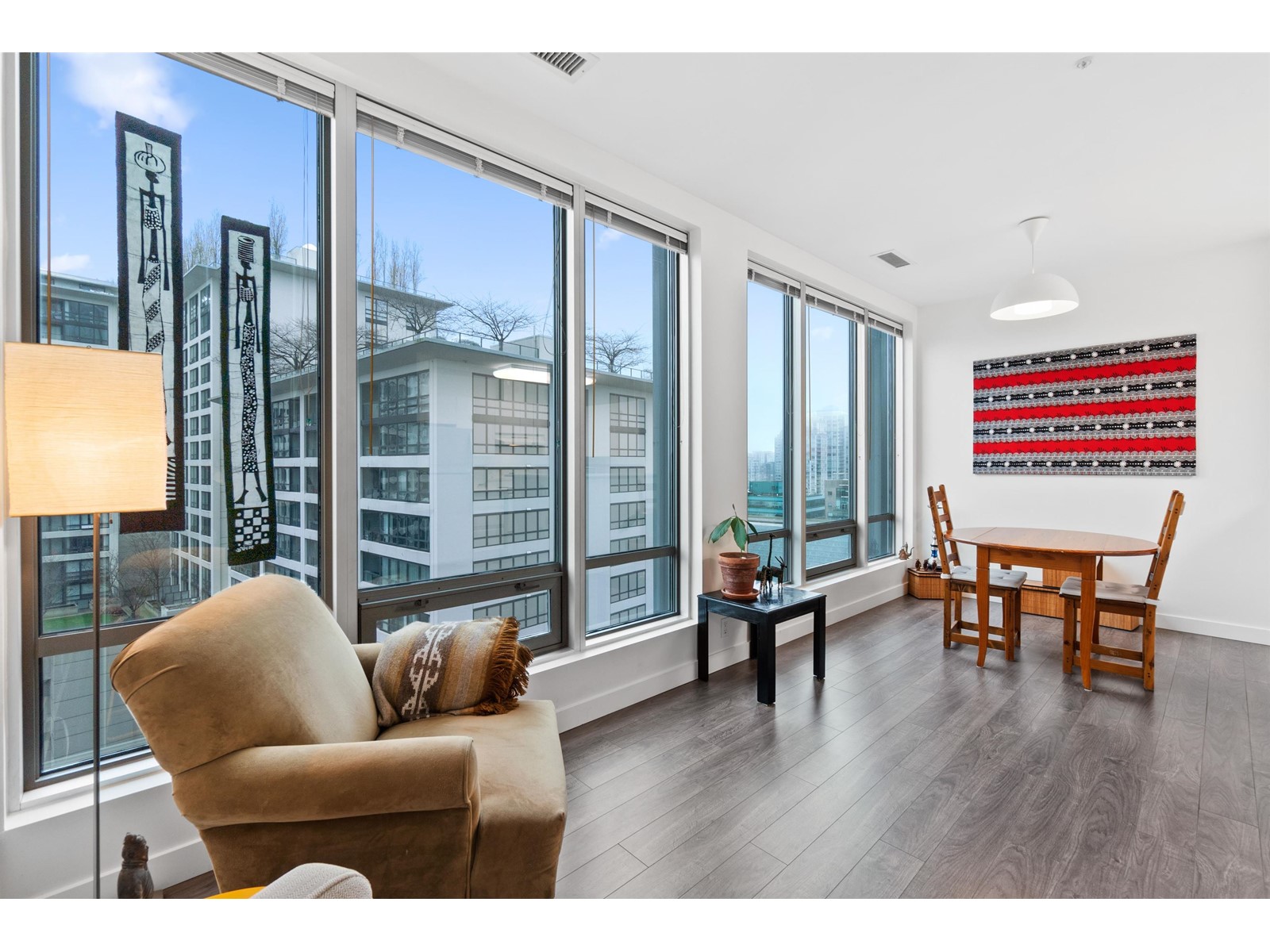 1112-989 Nelson Street, Vancouver, BC, V6Z 2S1