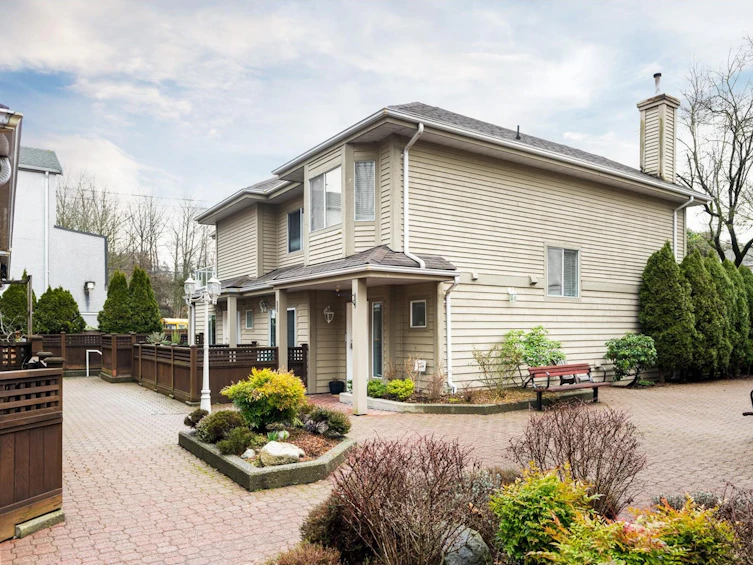 5-815 Tobruck Avenue, North Vancouver, BC, V7P 1V9