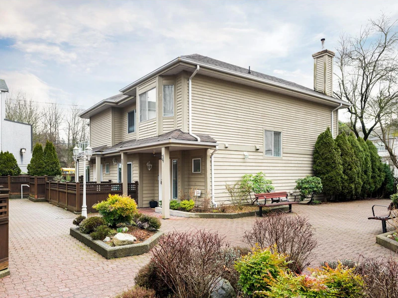 5 - 815 Tobruck Avenue, North Vancouver BC V7P 1V9