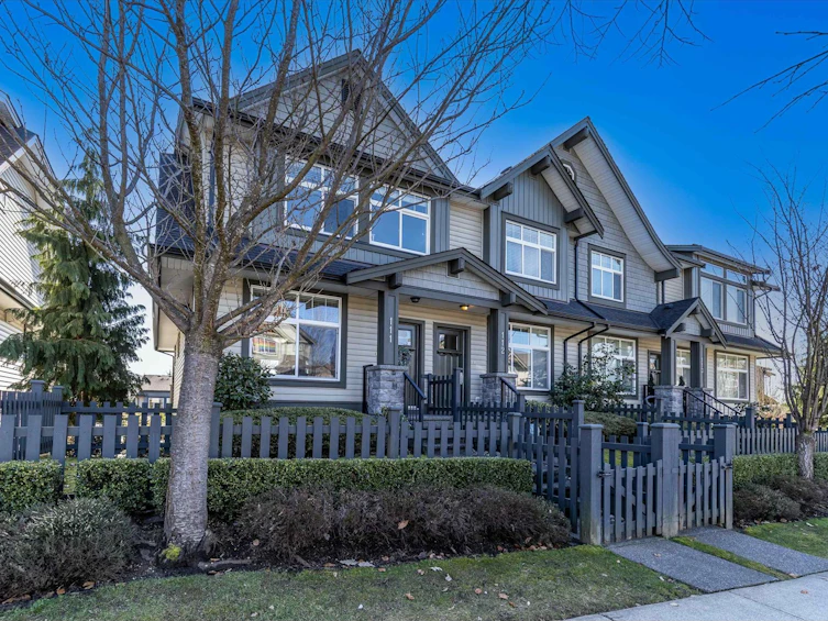 111-13819 232 Street, Maple Ridge, BC, V4R 0C7