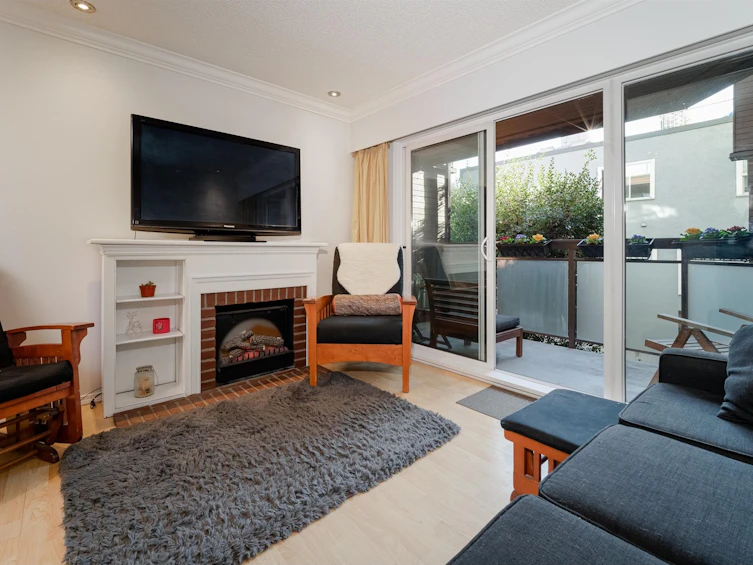 214-1855 Nelson Street, Vancouver, BC, V6G 1M9