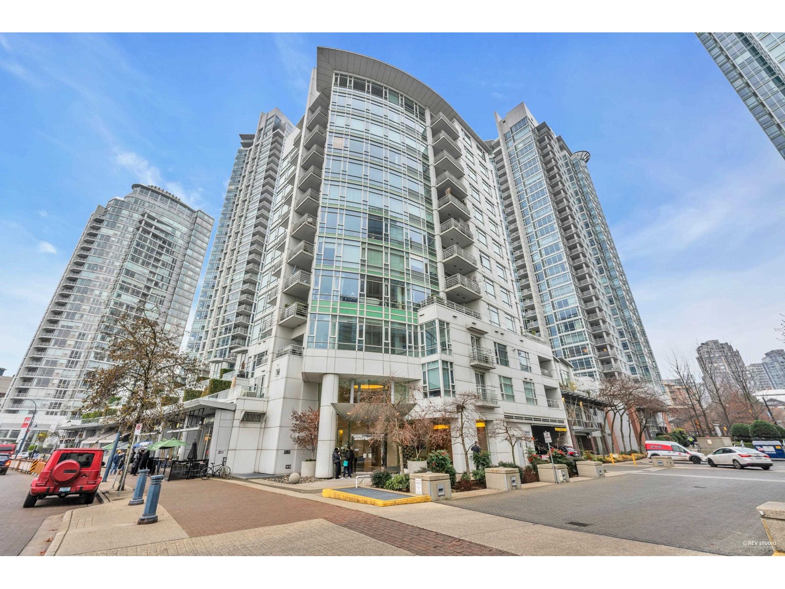 302-1111 Marinaside Crescent, Vancouver, BC, V6Z 2Y3
