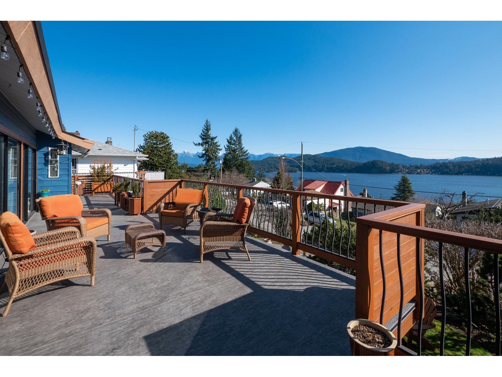 531 Sargent Road, Gibsons, BC, V0N 1V0