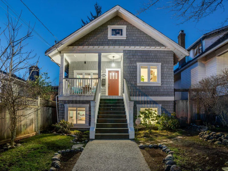 396 E Keith Road, North Vancouver BC V7L 1V7