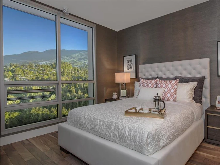 1205-1633 Capilano Road, North Vancouver, BC