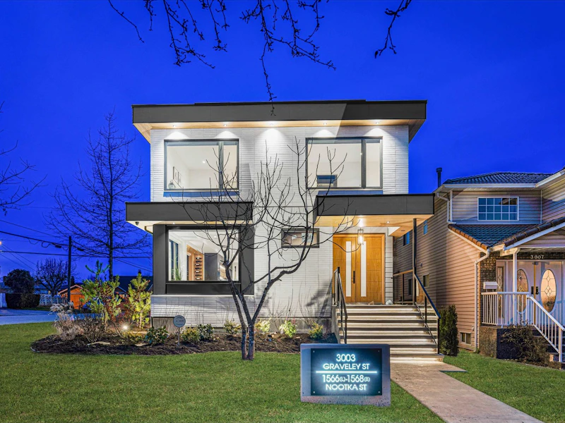 3003 Graveley Street, Vancouver BC V5K 3K5