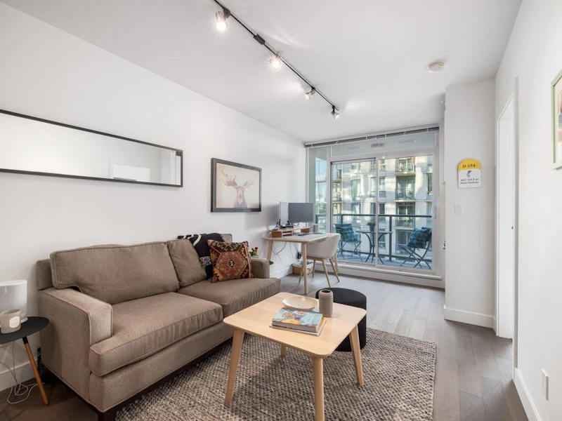 902 - 288 W 1st Avenue, Vancouver BC V5Y 0E9