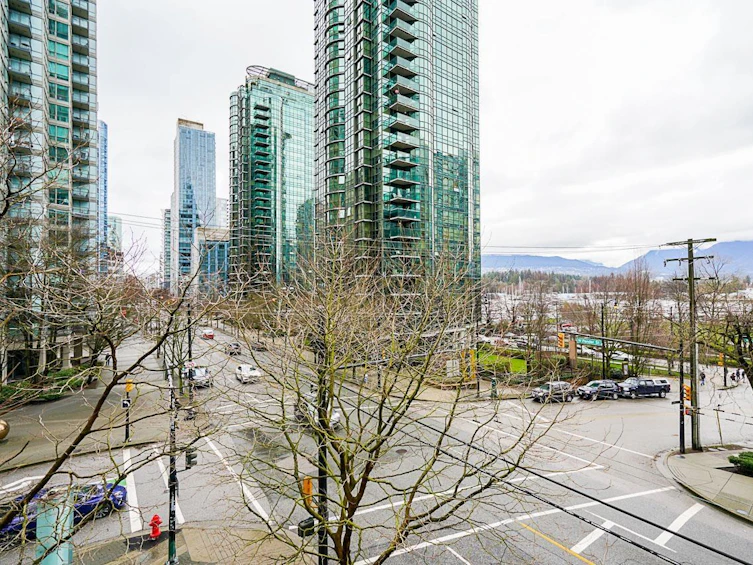 301-1277 Melville Street, Vancouver, BC, V6E 0A4