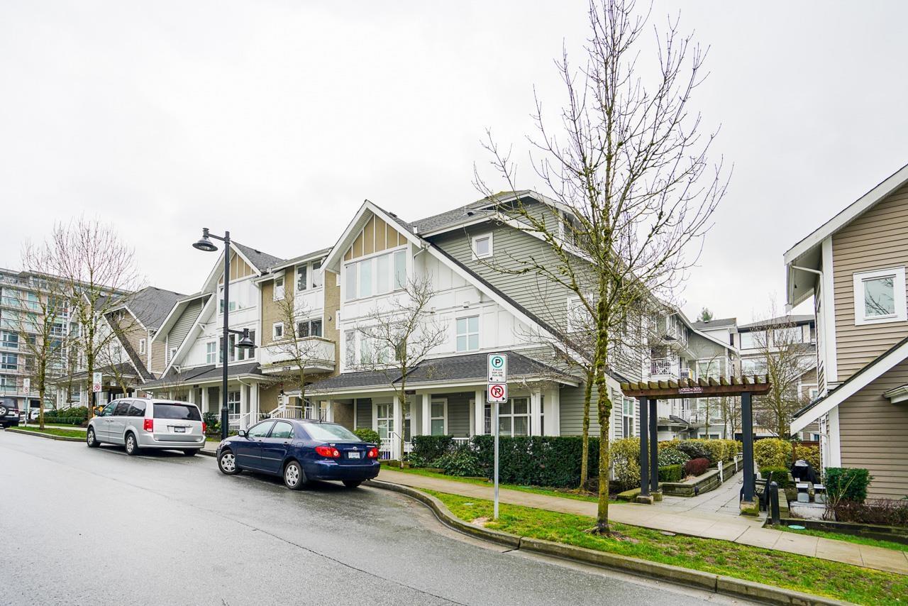 302-618 Langside Avenue, Coquitlam, BC, V3J 0B8