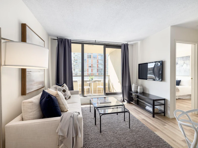 1005 - 789 Drake Street, Vancouver BC V6Z 2N7