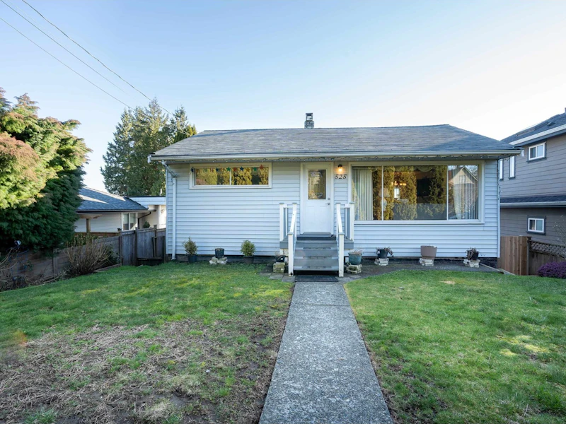 525 E Keith Road, North Vancouver BC V7L 1W3