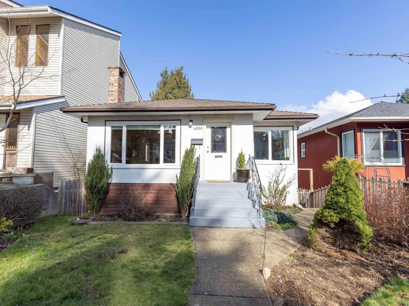 4293 Eton Street, Burnaby BC V5C 1K2
