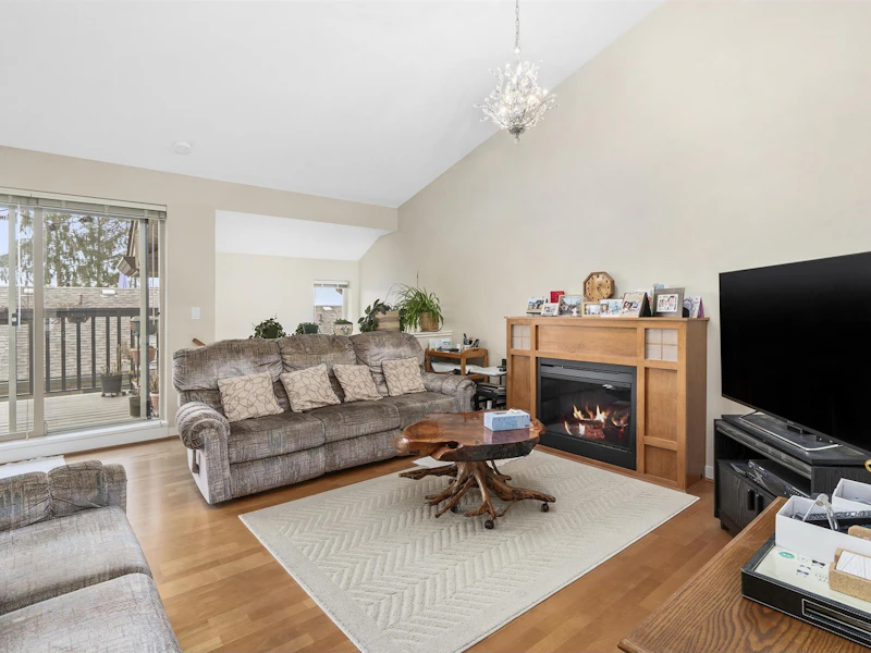 26 - 3855 Pender Street, Burnaby BC V5C 1W5