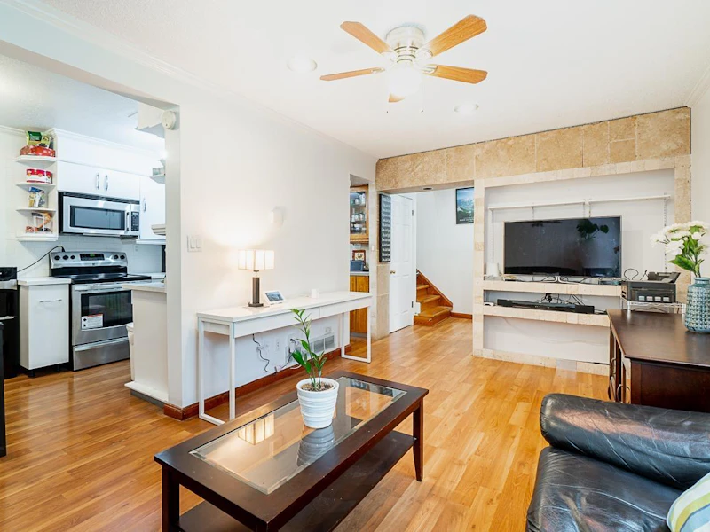 66 - 3433 E 49th Avenue, Vancouver BC V5S 1M1