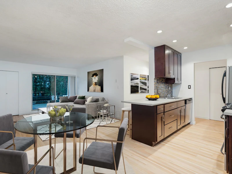 101 - 4363 Halifax Street, Burnaby BC V5C 5Z3
