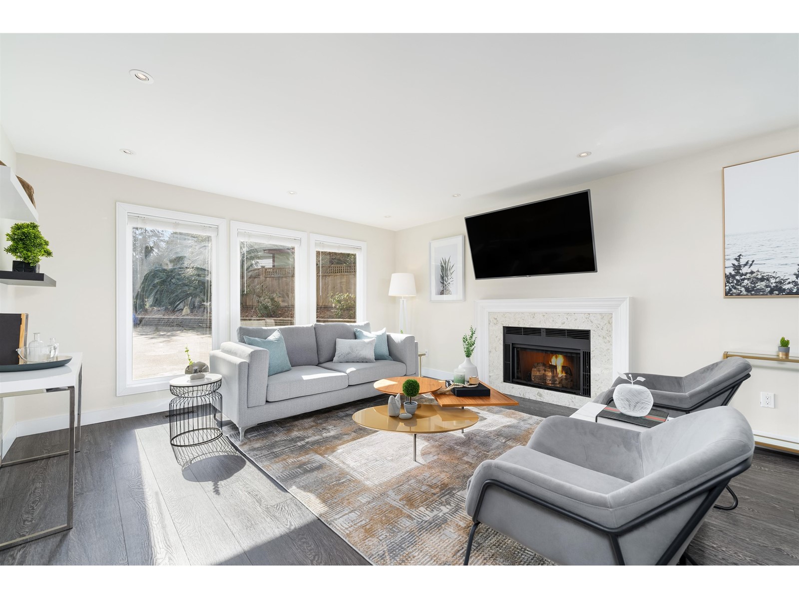 1122 Wallace Court, Coquitlam, BC, V3C 4X4