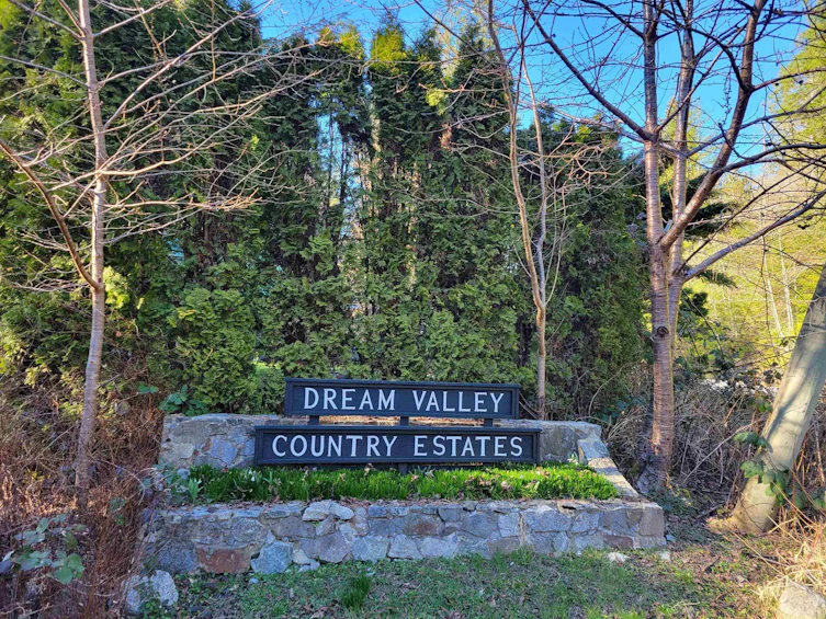 8-13651 Camp Burley Road, Pender Harbour Egmont, BC, V0N 1S1