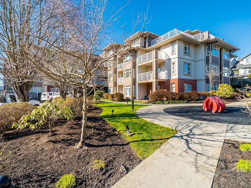 105 - 7337 Macpherson Avenue, Burnaby BC V5J 0A9