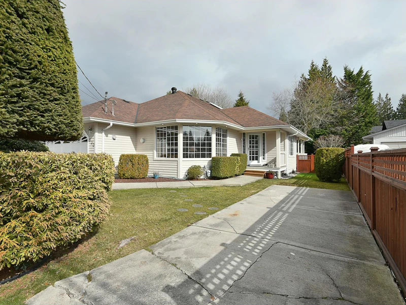 530 Shaw Road, Gibsons BC
