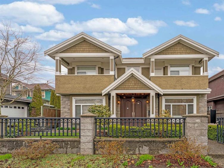 4771 Victory Street, Burnaby, BC, V5J 1S3