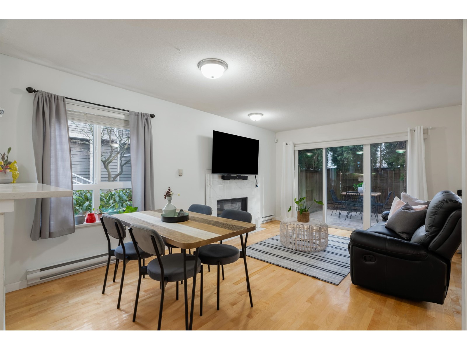 6-848 West 16th Street, North Vancouver, BC, V7P 1R3