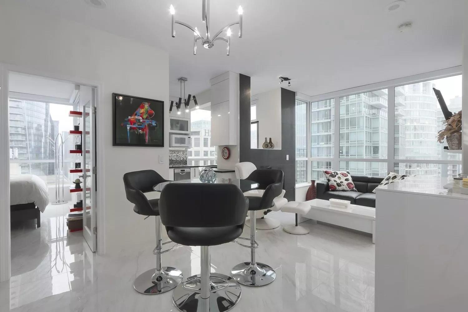 2502-1239 West Georgia Street, Vancouver, BC, V6E 4R8