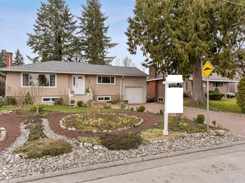 442 Glencoe Drive, Port Moody BC V3H 1G2