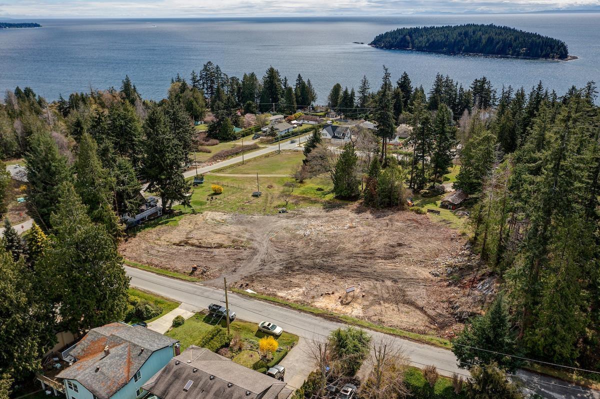 LOT 1-6317 Bligh Road, Sechelt, BC, V7Z 0M3
