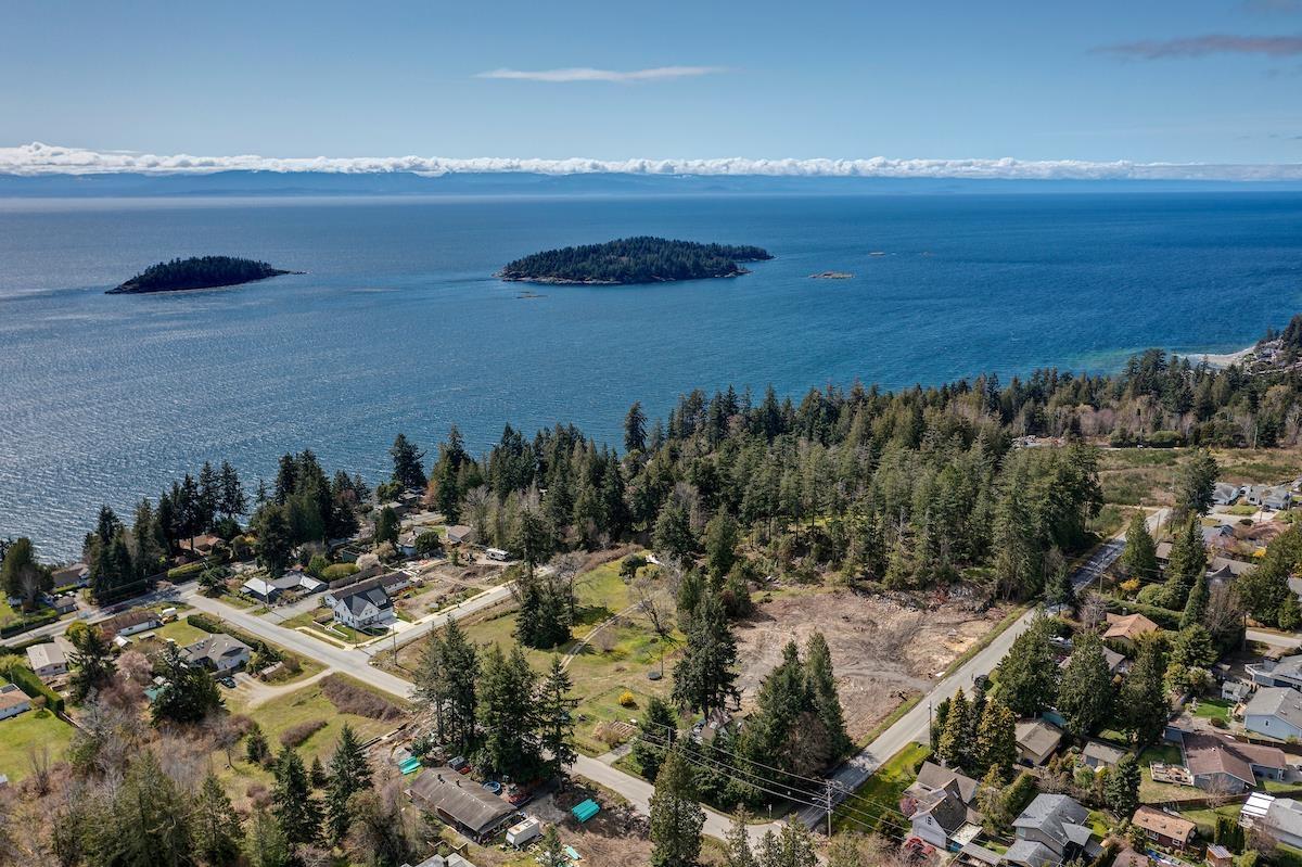 Lot 2-6317 Bligh Road, Sechelt, BC, V7Z 0M3