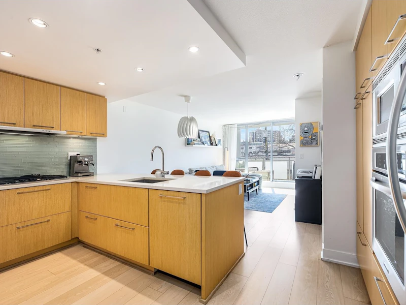 330 - 2008 Pine Street, Vancouver BC