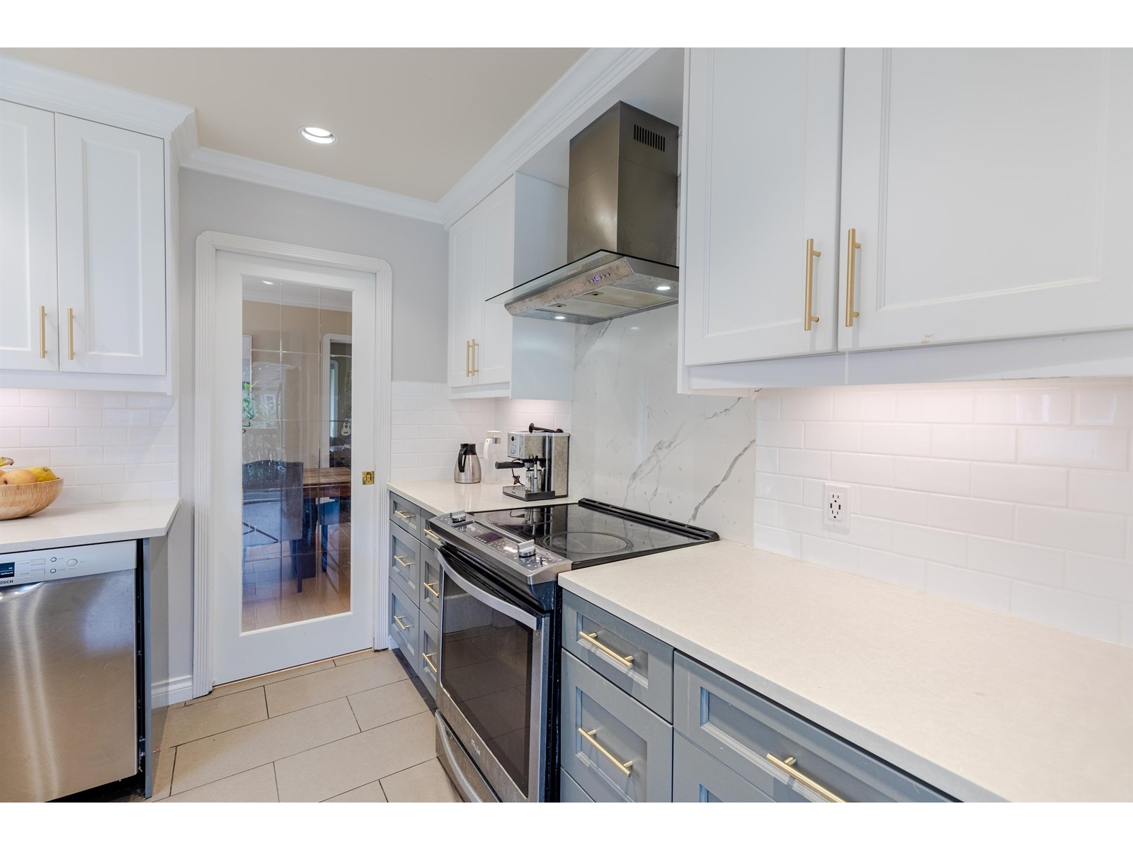 9546 Willowleaf Place, Burnaby, BC, V5A 4A5
