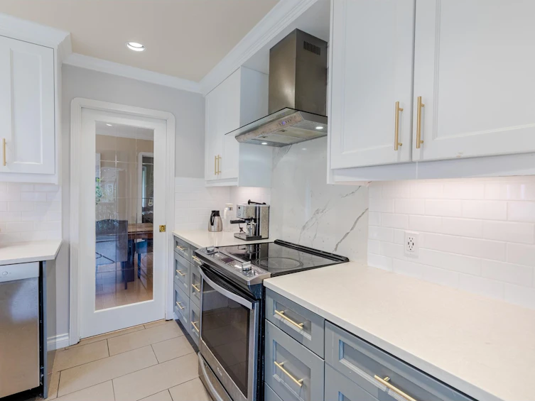 9546 Willowleaf Place, Burnaby, BC, V5A 4A5