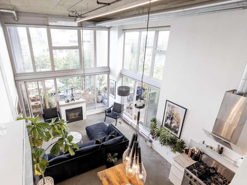 610 - 289 Alexander Street, Vancouver BC V6A 4H6