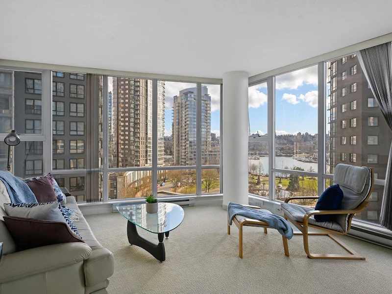802 - 550 Pacific Street, Vancouver BC V6Z 3G2