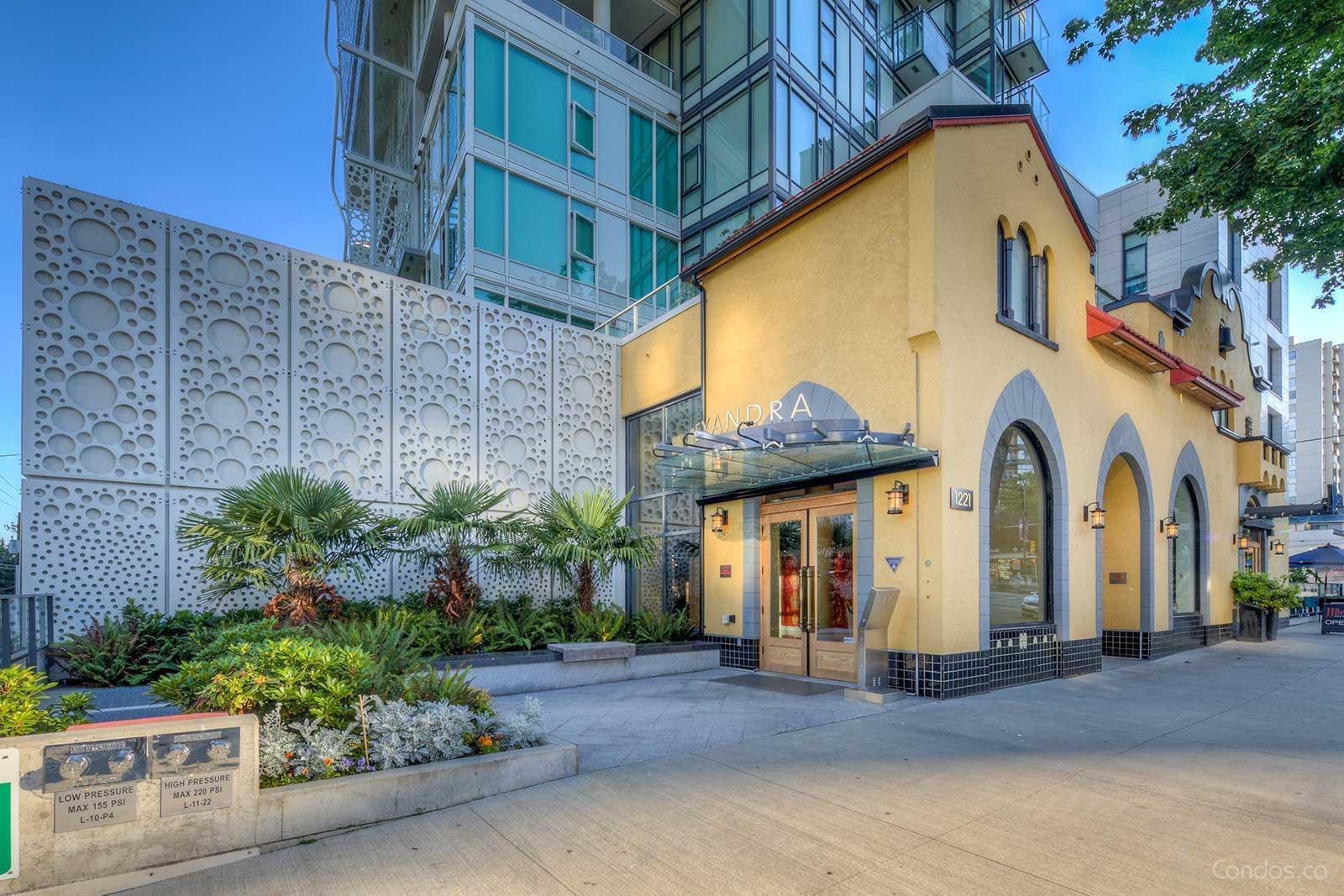 1104-1221 Bidwell Street, Vancouver, BC, V6G 0B1