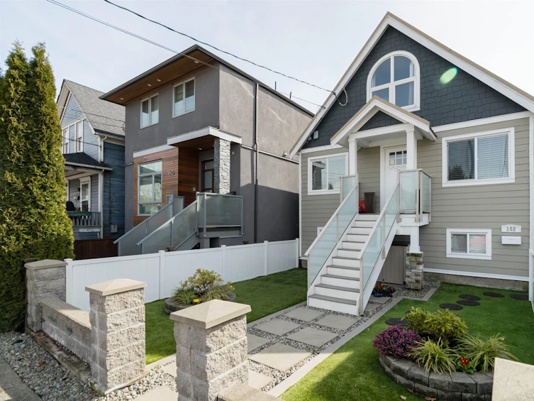 152 East King Edward Avenue, Vancouver, BC, V5V 2C1