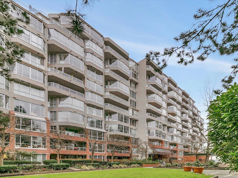 512 - 518 Moberly Road, Vancouver BC V5Z 4G3