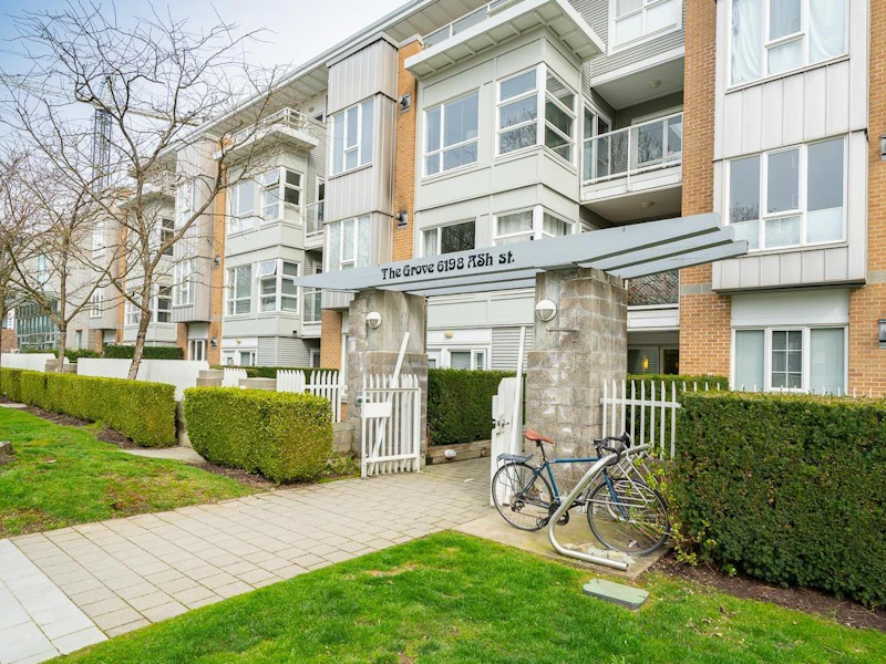 209 - 6198 Ash Street, Vancouver BC V5Z 3G9