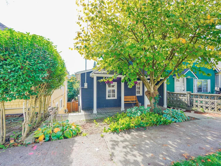 1620 East 11th Avenue, Vancouver, BC, V5N 1Y7