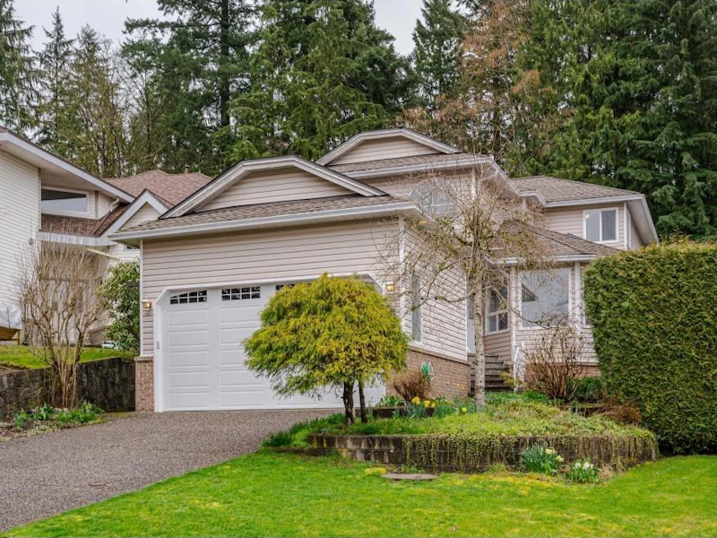 3311 Abbey Lane, Coquitlam BC V3E 3G5