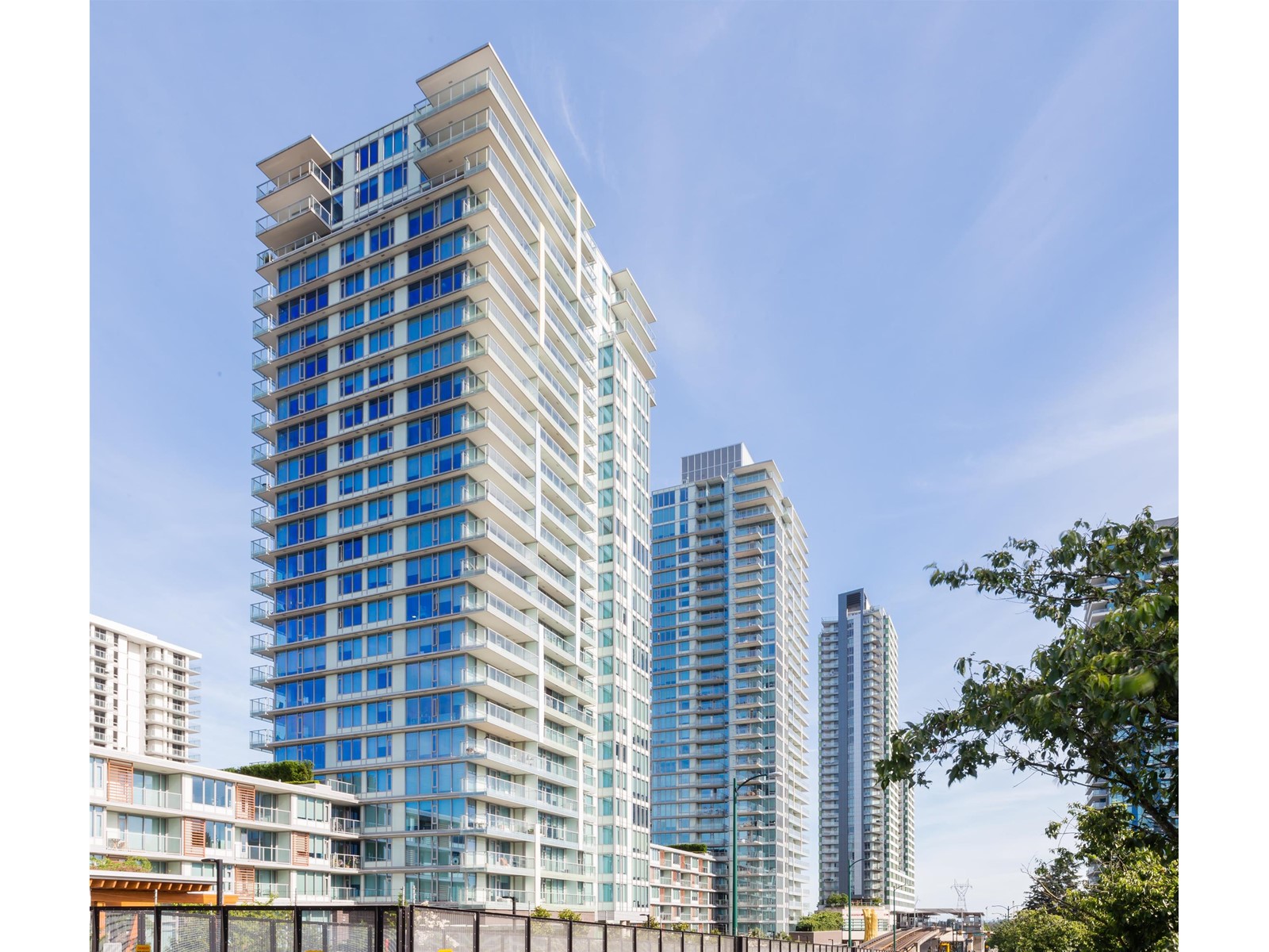 3201-8131 Nunavut Lane, Vancouver, BC, V5X 0E2
