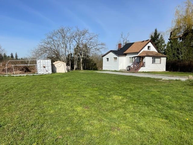 12301 237th Street, Maple Ridge BC V4R 1N5