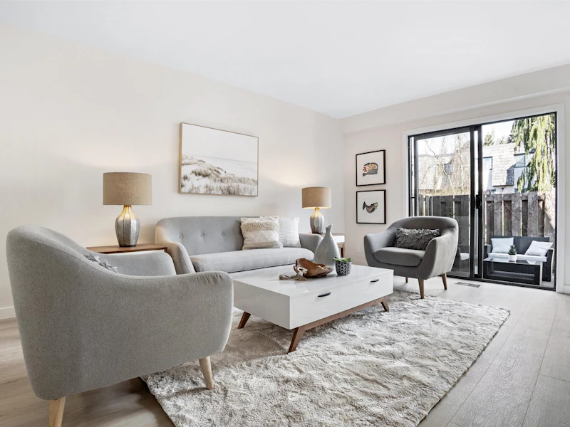1240 Premier Street, North Vancouver BC V7J 2H4