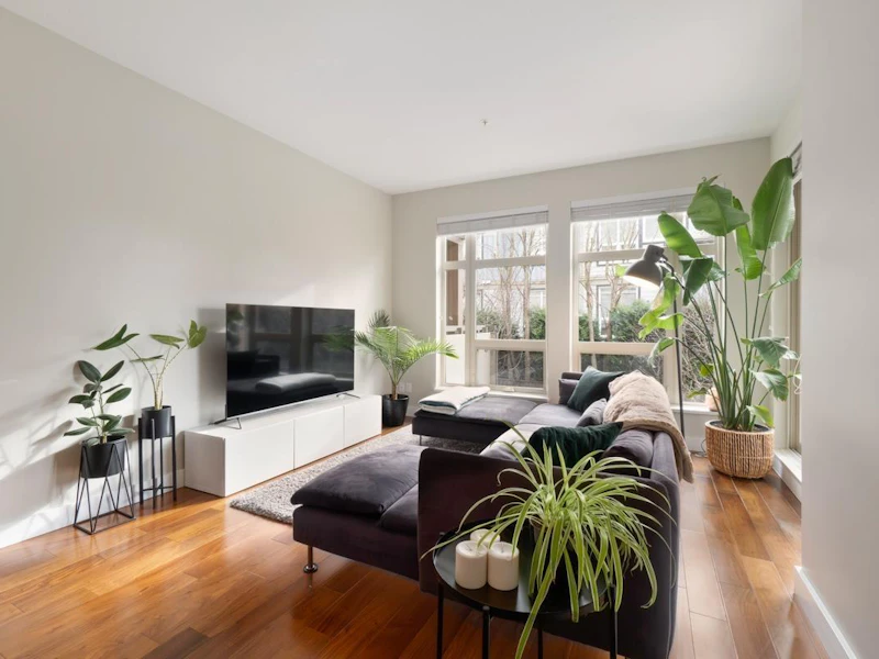 209 - 1166 54a Street, Delta BC