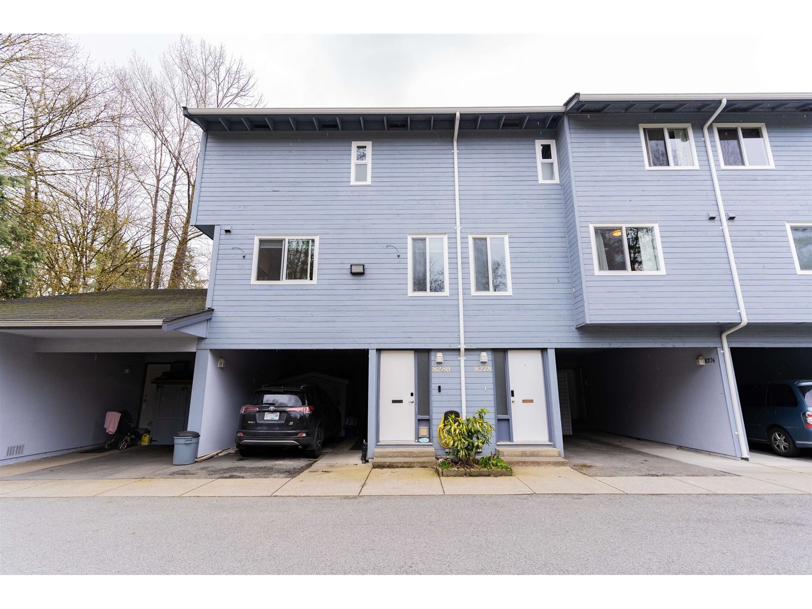 8280 Amberwood Place, Burnaby, BC, V5A 3V2