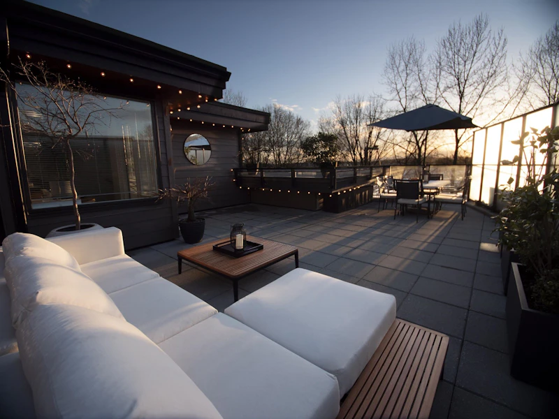 601 - 733 W 3rd Street, North Vancouver BC