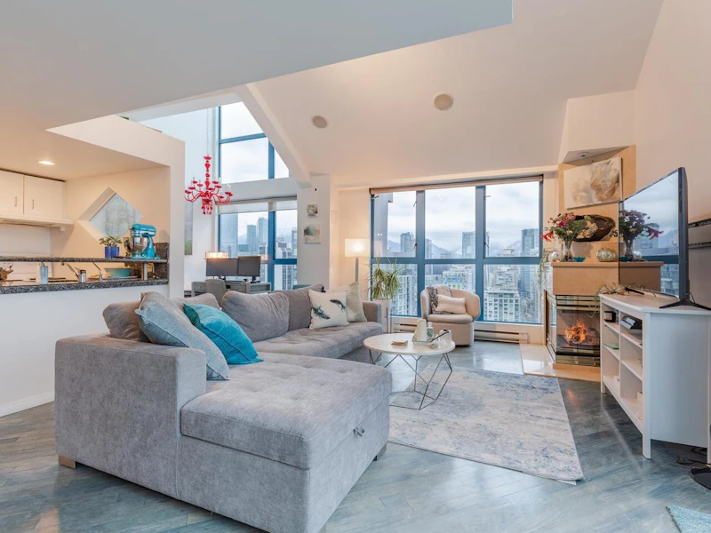 2105 - 1238 Seymour Street, Vancouver BC V6B 6J3