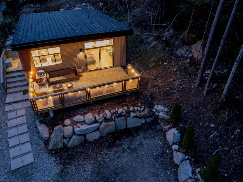 7030 Porpoise Drive, Sechelt BC